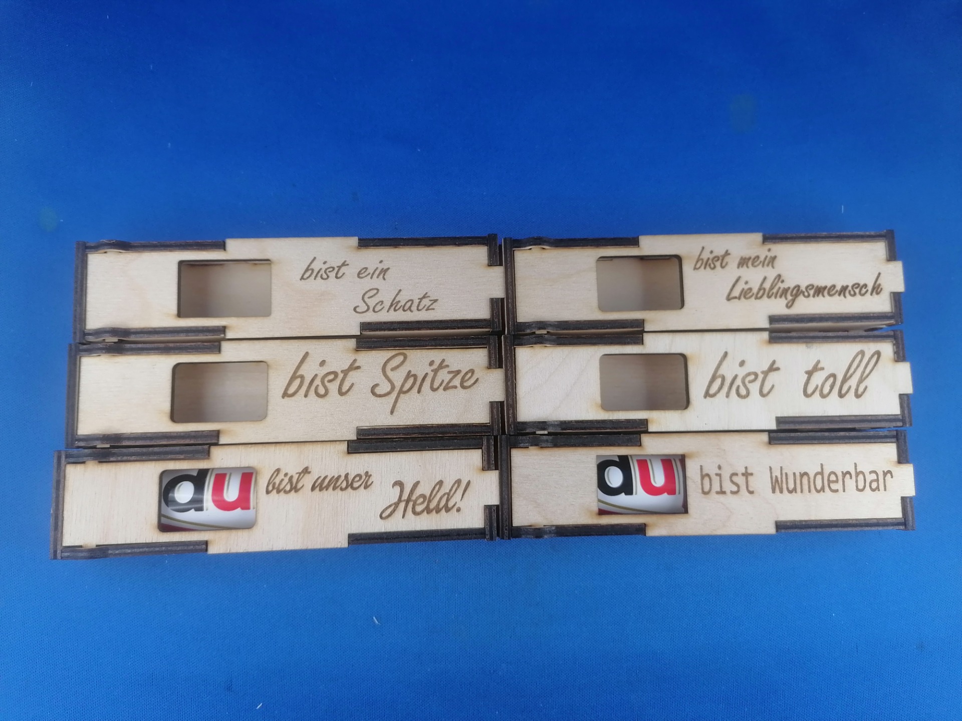 1-bist ein Schatz, 2-bist spitze, 3-bist unser Held, 4-bist mein Lieblingsmensch, 5-bist toll, 6-bist wunderbar